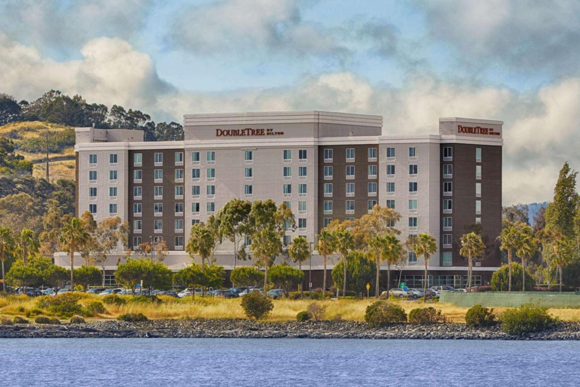 Hotel Doubletree By Hilton San Francisco Airport North Bayfront Brisbane Exteriér fotografie